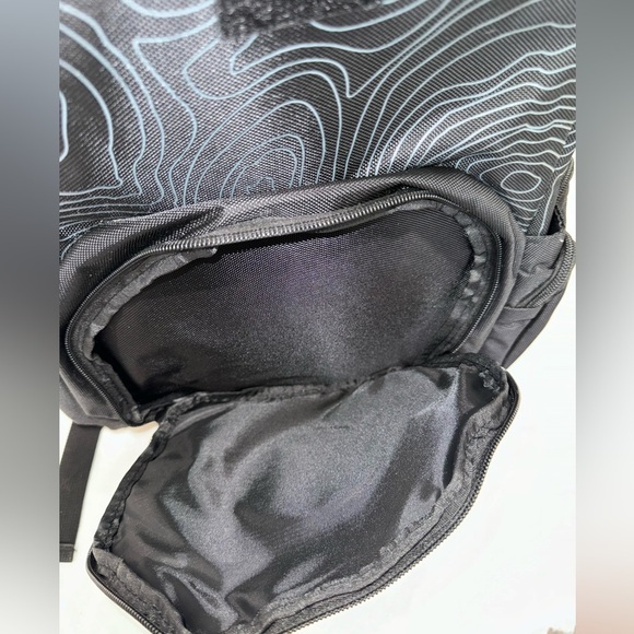 Back Pack Jurrasic World Dominion X1 Promo / RARE Find - Picture 9 of 13